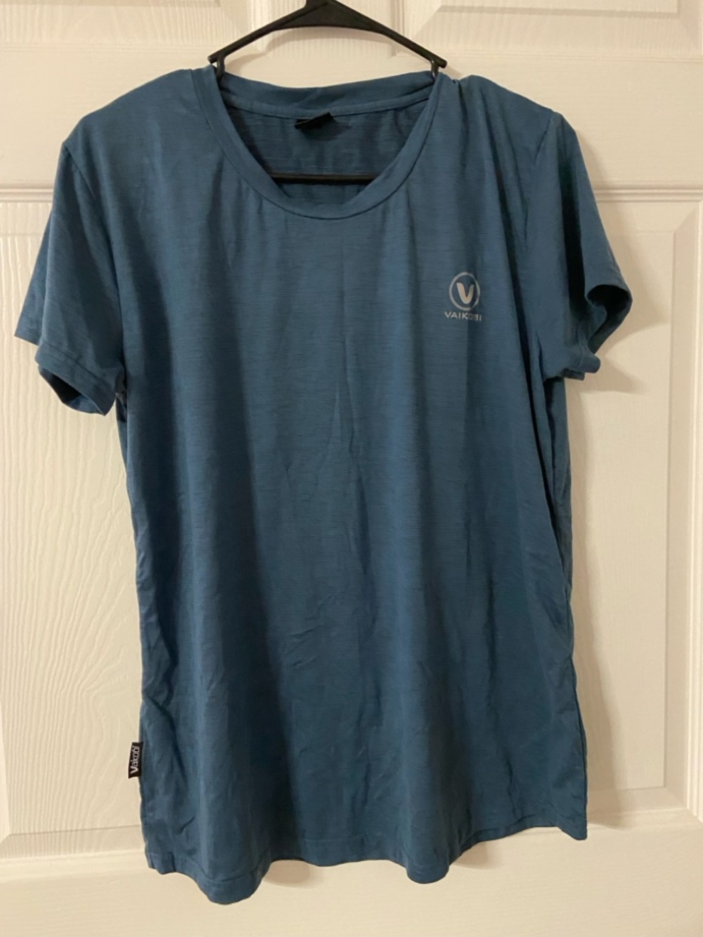 T38- VAIKOBI Ocean Blue UV Tech Active T-Shirt